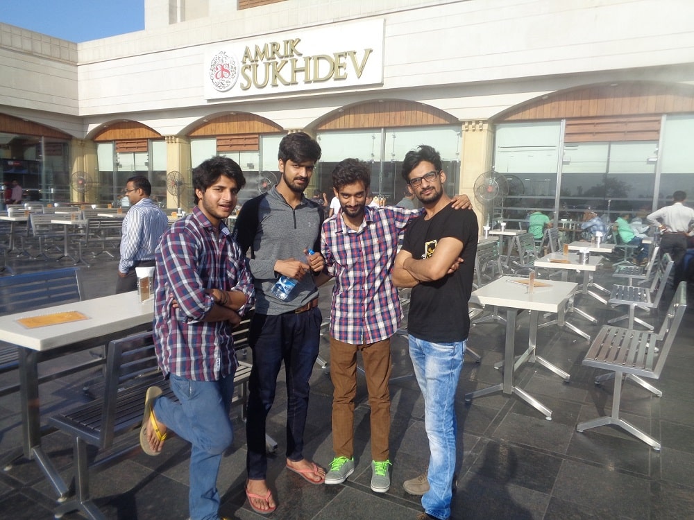 A Visit to Amrik Sukhdev Dhaba – The Famous Paratha Joint