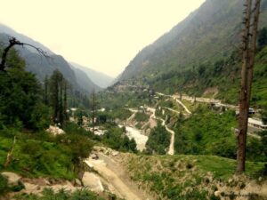 Trekking in Tosh