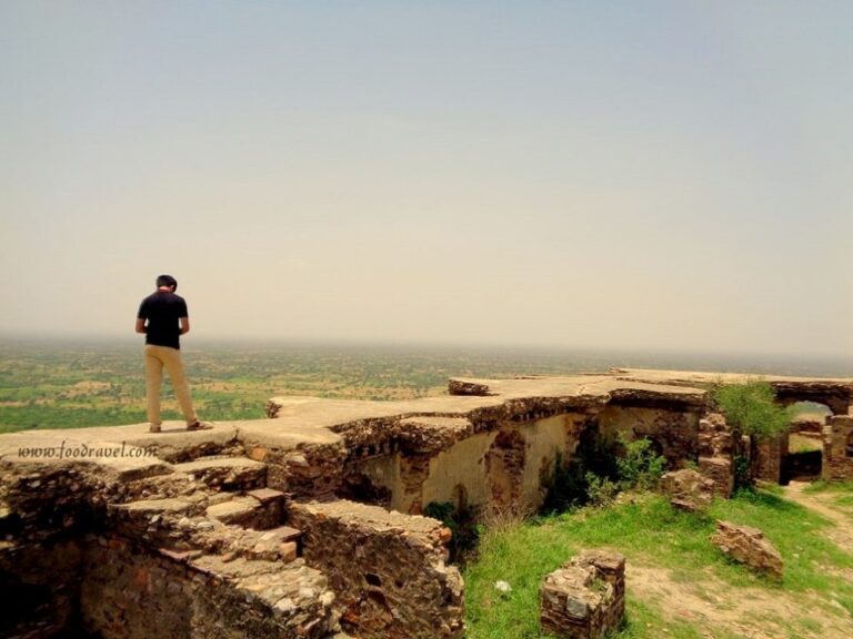 Madhogarh Fort