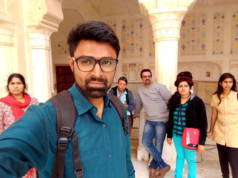 Selfies at Amer Fort - A Photo Walk