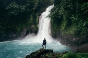 You Should Travel Alone