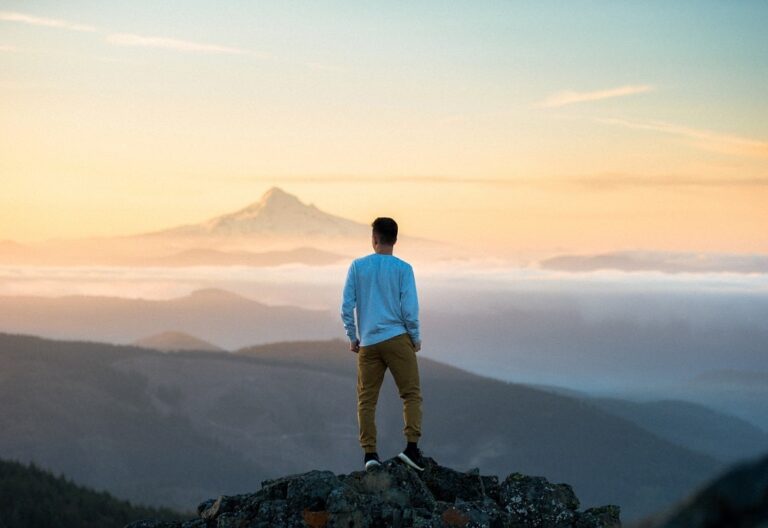 You Should Travel Alone