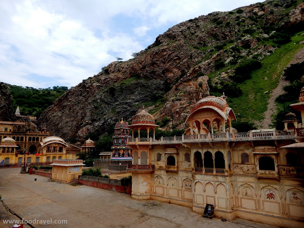 Galtaji Temple Jaipur – A trek to the Abode of the Monkeys