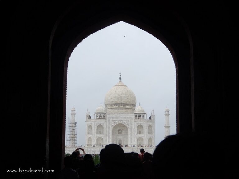 real story of Taj Mahal