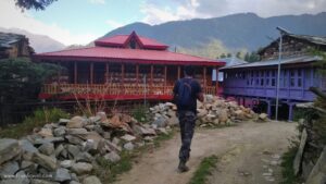 trekking in shangarh