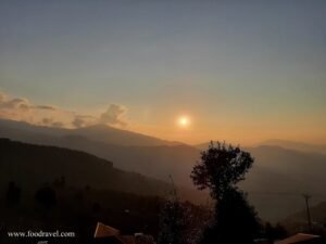 Trekking from Kotgarh to Thanadhar