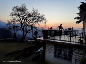 Trekking from Kotgarh to Thanadhar