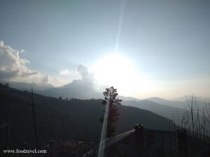 Trekking from Kotgarh to Thanadhar