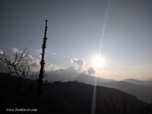 Trekking from Kotgarh to Thanadhar