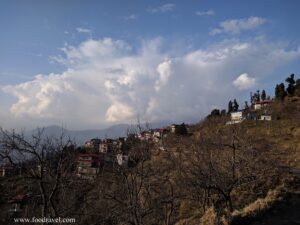Trekking from Kotgarh to Thanadhar
