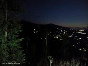 Trekking from Kotgarh to Thanadhar