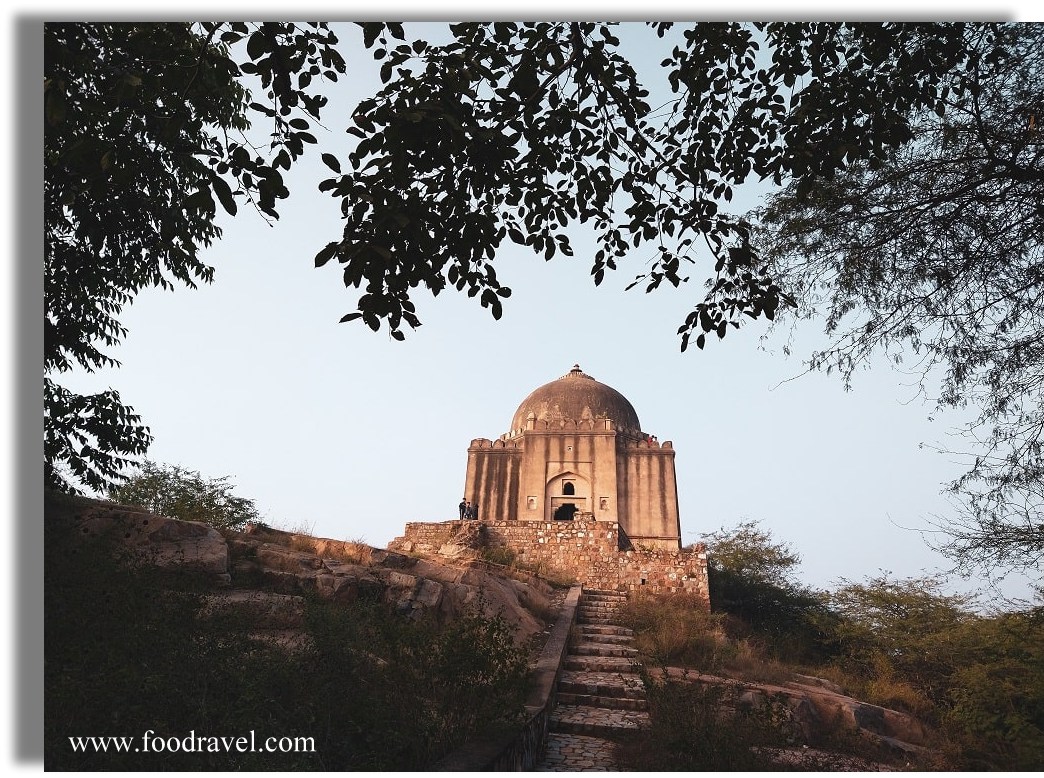 tomb of azim khan