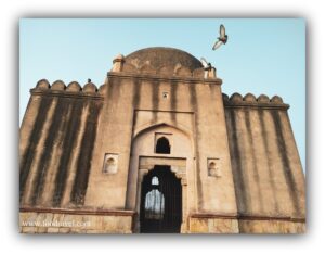 tomb of azim khan