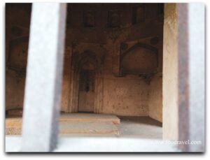 tomb of azim khan