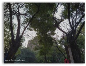 tomb of azim khan