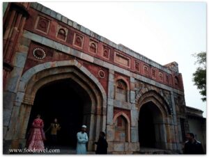 tomb and mosque of jamali kamali