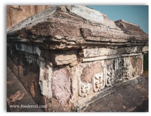 tomb of azim khan
