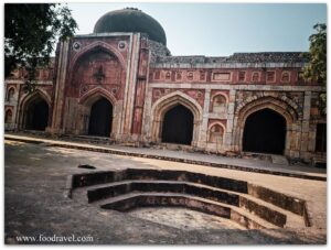 jamali kamali tomb and mosque