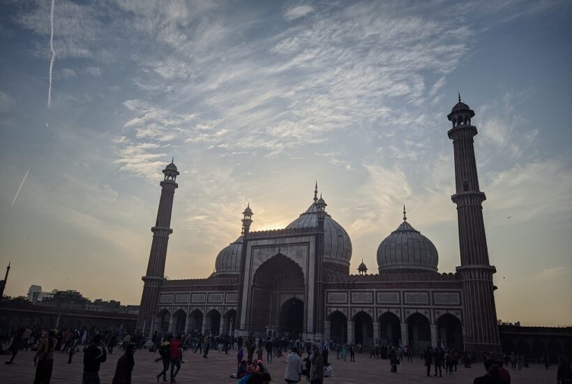 People flocking at Jama Mosque Old Delhi in Lockdown – A Photo Blog