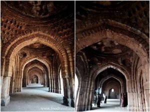 jamali kamali mosque and tomb