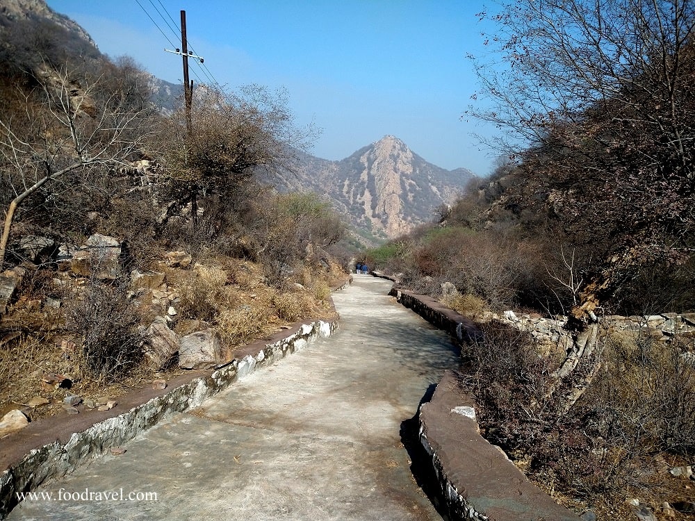 hiking to khudana hills