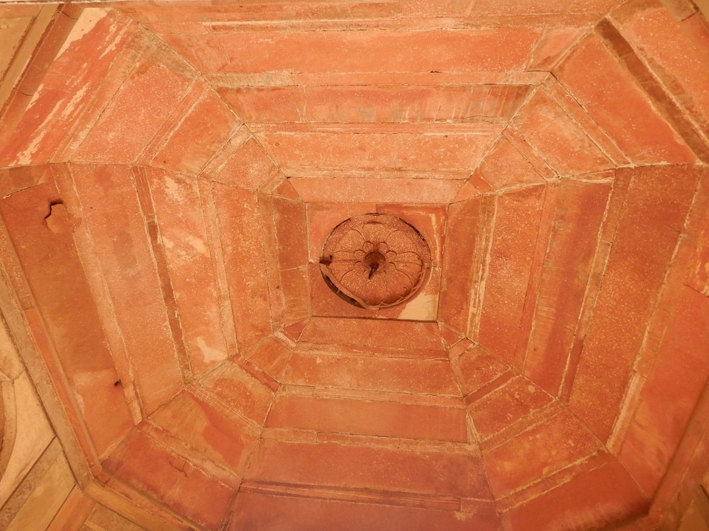 DSCN1144-min safdarjung tomb