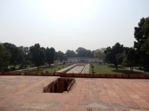 safdar jung tomb