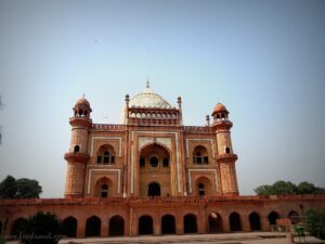 safdarjung tomb