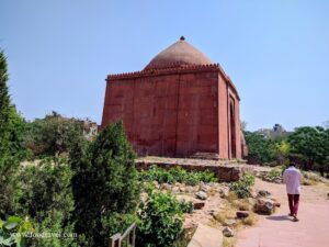 red tomb malviya nagar