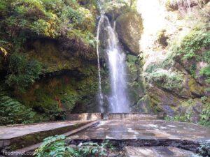 jibhi waterfall banjar