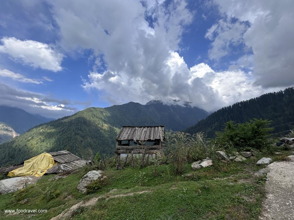 from shangarh to lapah trek