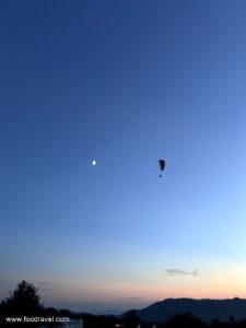 paragliding in bir